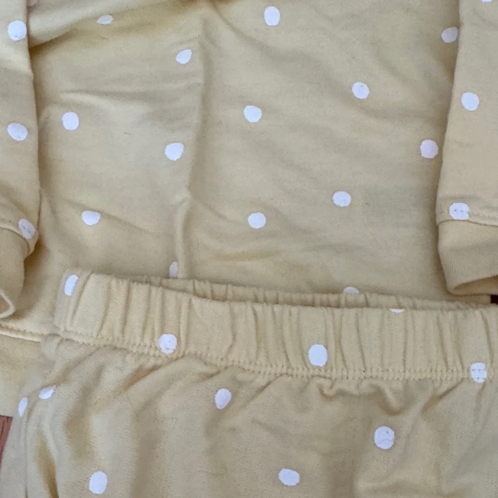 Cat & Jack Yellow Polka Dot Outfit